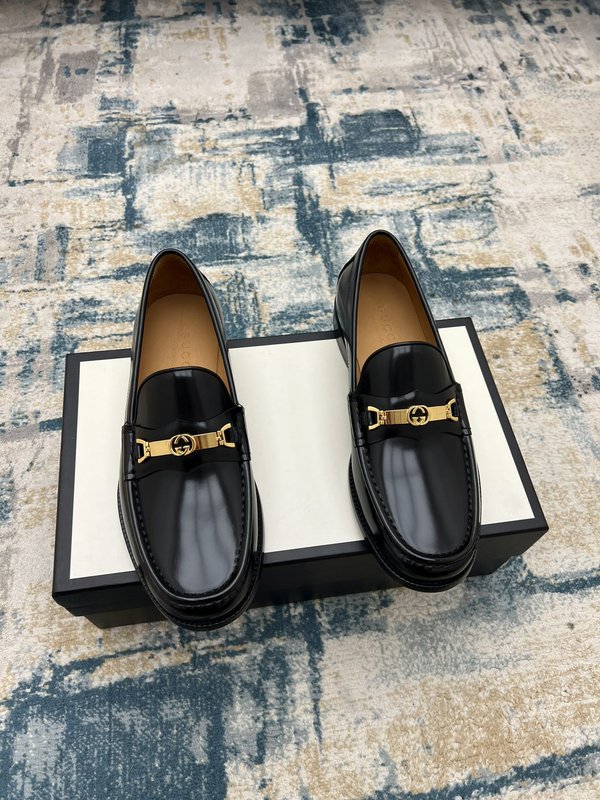 Gucci 남성 정장 로퍼 소가죽 더블 G 로고 001-196250
