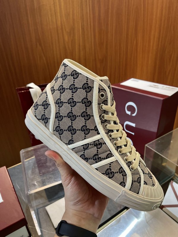 GUCCI 남성 리도 시리즈 GG 캔버스 운동화 001-196259