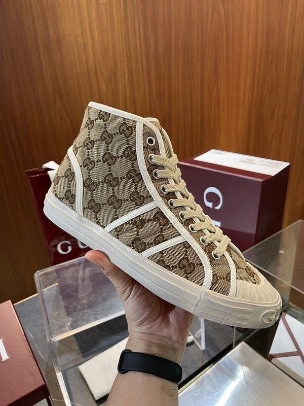 GUCCI 남성 리도 시리즈 GG 캔버스 운동화 001-196259