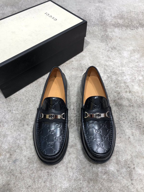 Gucci 신상 카운터 동기 가죽 로퍼 001-196391