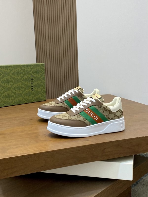 Gucci 구치 나파 가죽 자수 스니커즈 001-196425
