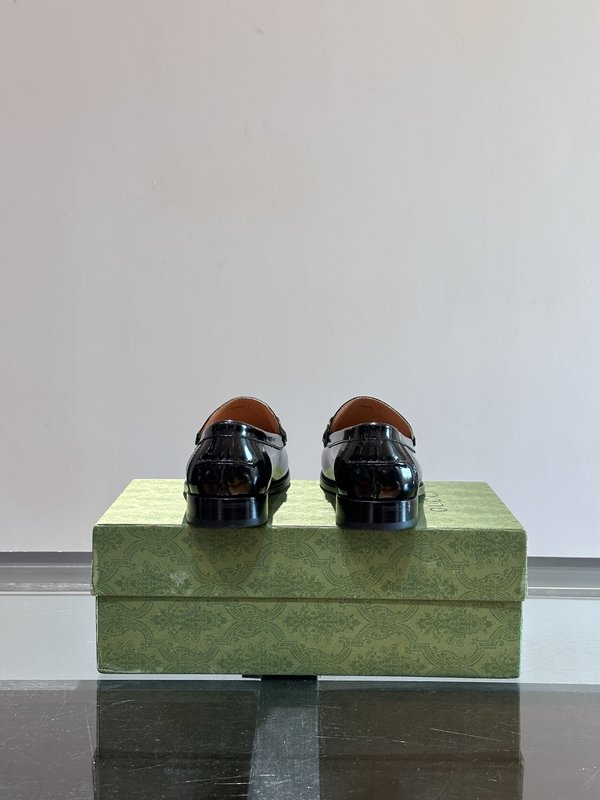 구찌 남성 정장 캐주얼 가죽 신발 001-196439