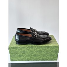 Gucci 남성 가죽 말장식 캐주얼 구두 001-196443