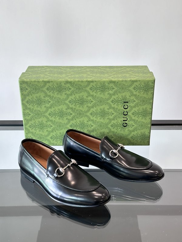 Gucci 남성 소 가죽 캐주얼 구두 001-196444