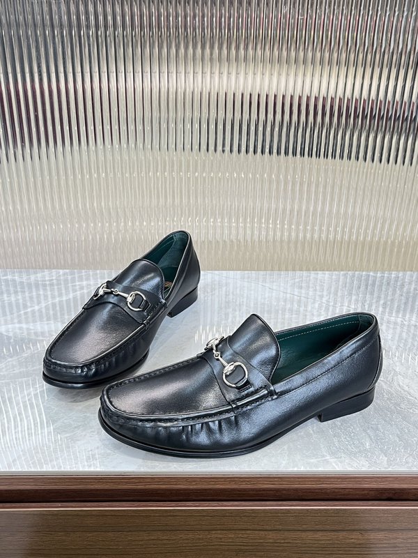 Gucci 남성 말굽 장식 로퍼 001-196472