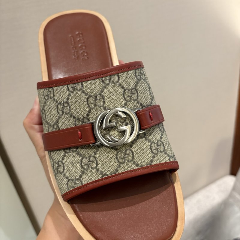GUCCI 클래식 슬라이드 샌들 가죽 바닥 001-196501