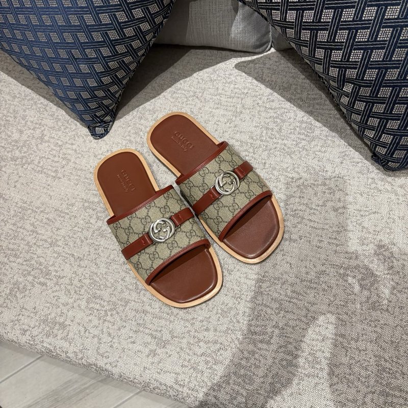 GUCCI 클래식 슬라이드 샌들 가죽 바닥 001-196501