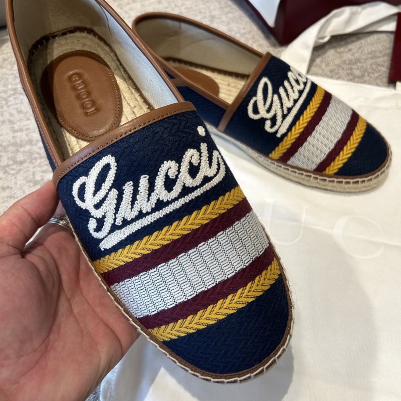 GUCCI 구찌 스트라이프 캐주얼 로퍼 001-196548