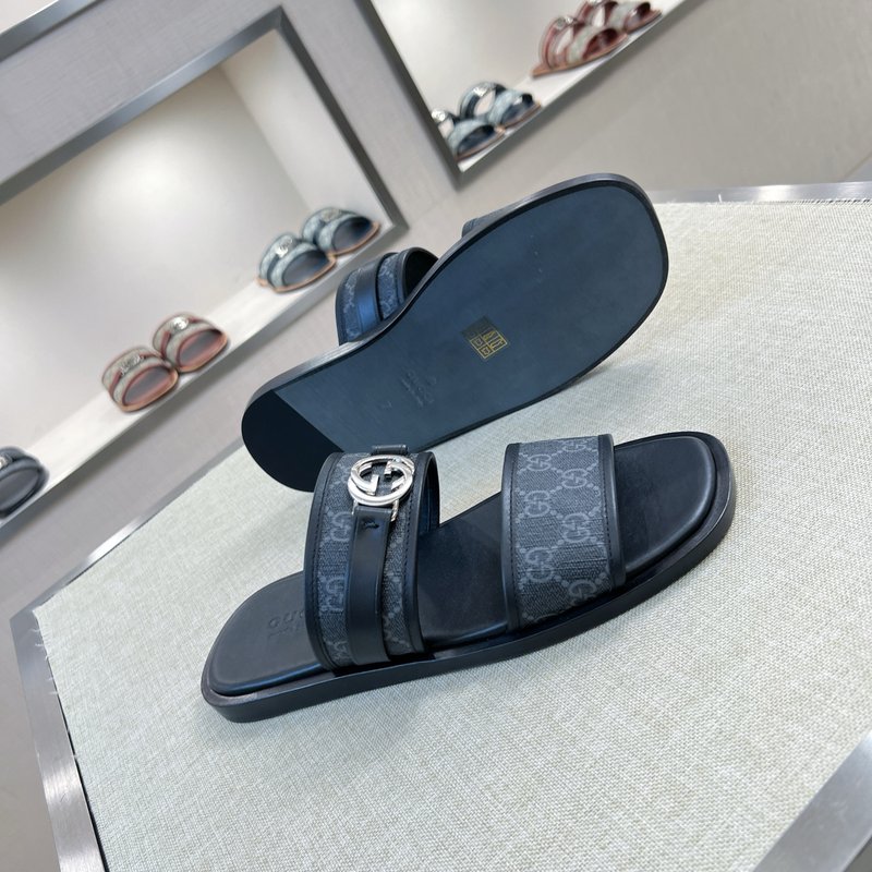 Gucci 오리지널 소재 가죽 슬리퍼 001-196559