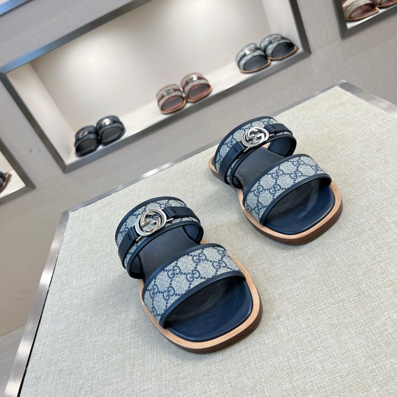 Gucci 클래식 패턴 가죽 슬리퍼 001-196561
