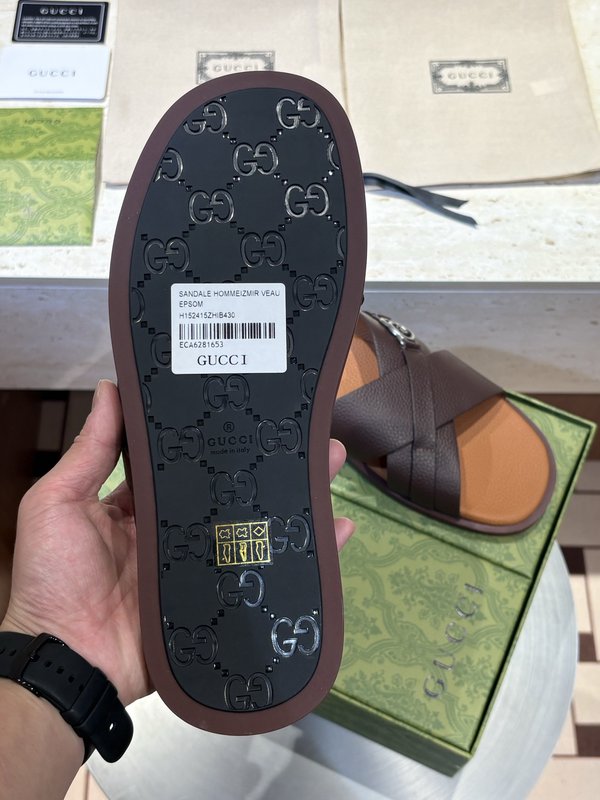 GUCCI 남성 크로스 인터록 샌들 001-196581