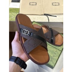 GUCCI 남성 교차 인터록 샌들 001-196584