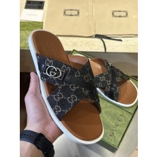 GUCCI 남성 교차 인터록 샌들 001-196586