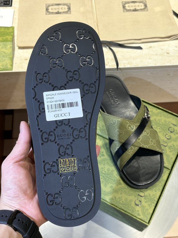 GUCCI 남성 크로스 샌들 더블 G 로고 001-196587