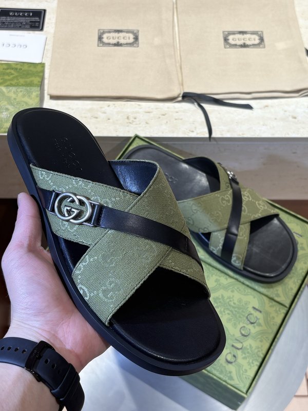 GUCCI 남성 크로스 샌들 더블 G 로고 001-196587