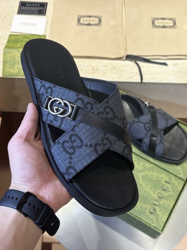 GUCCI 남성 2026 신상 교차 샌들 001-196589