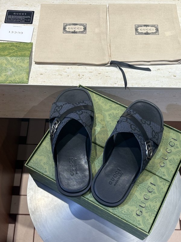 GUCCI 남성 2026 신상 교차 샌들 001-196589