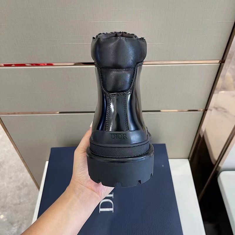 Dior Explorer 남성 군용풍 가죽 부츠 001-196631