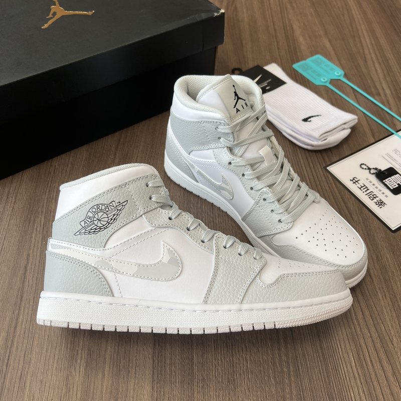 Air Jordan 1 Mid 백색 회색 카모 운동화 001-196635