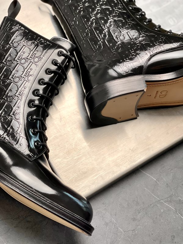 Dior 2021 년 레이스업 하이 부츠 가죽 바닥 001-196655