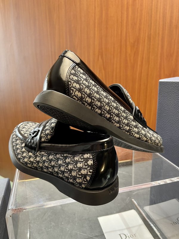 Dior Granville 로퍼 001-196683
