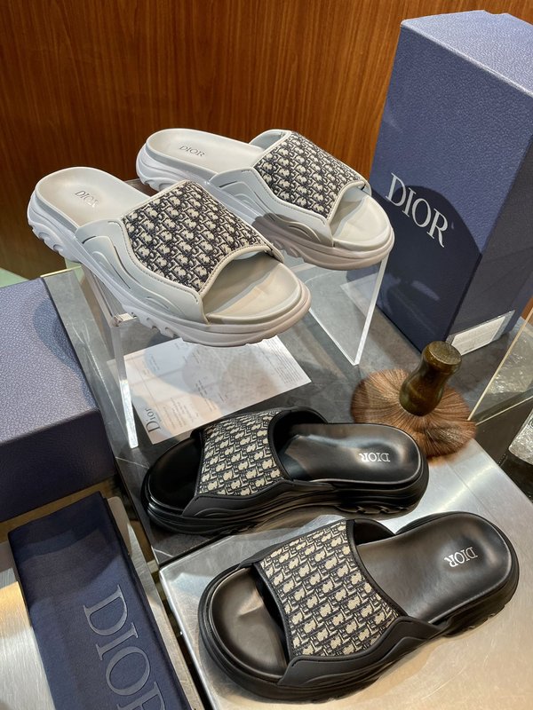 Dior 디오르 오블리크 프린트 소 가죽 슬리퍼 001-196686