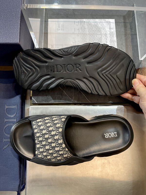 Dior 디오르 오블리크 프린트 소 가죽 슬리퍼 001-196686