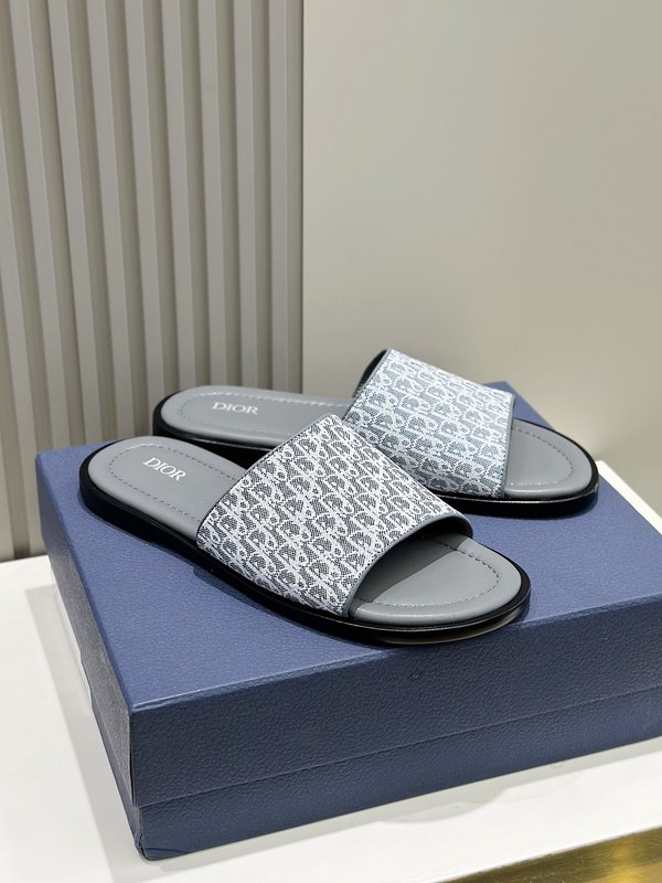 Dior Alias 남성 그레인 가죽 샌들 001-196755