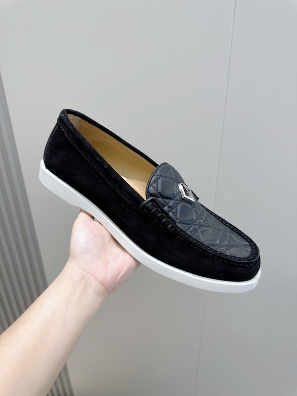 Dior Granville 남성 스웨이드 로퍼 001-196765