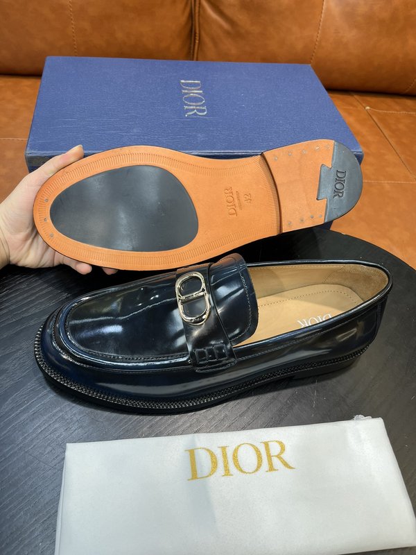 Dior 디오르 남성 광택 소가죽 구두 001-196792
