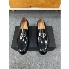 디올 Dior 남성 버니쉬드 에지 비드 구두 001-196834