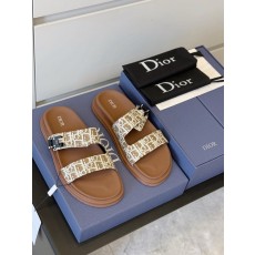 Dior Aqua 남성 교차 스트랩 샌들 001-196939