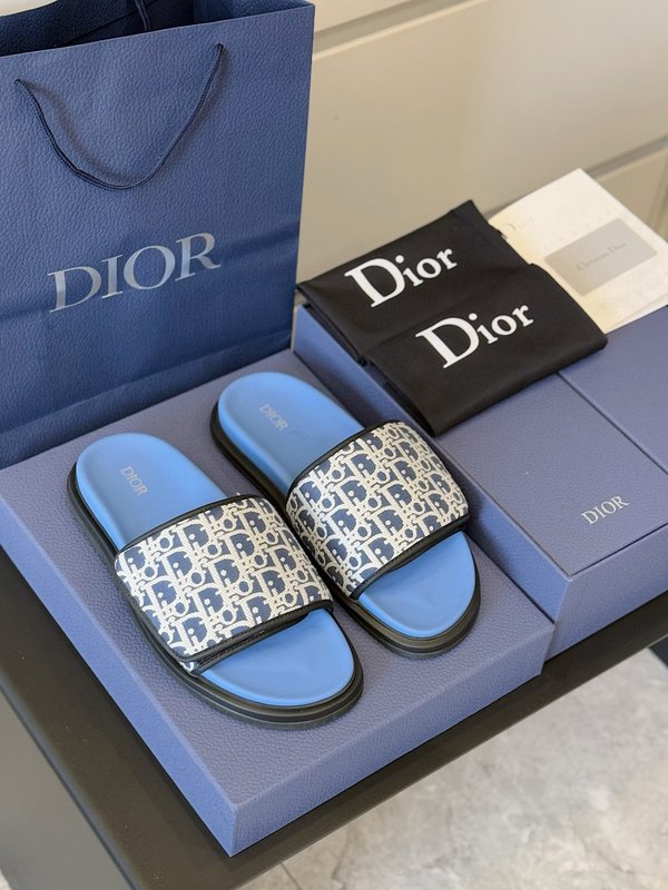 Dior Aqua 남성 교차 스트랩 샌들 001-196958