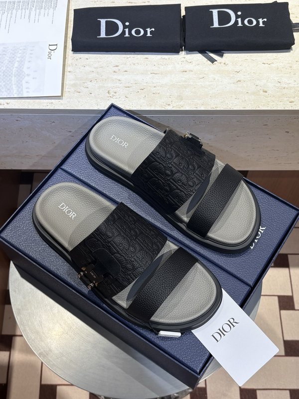 Dior Aqua 남성 크로스 밴드 샌들 슬리퍼 001-197146