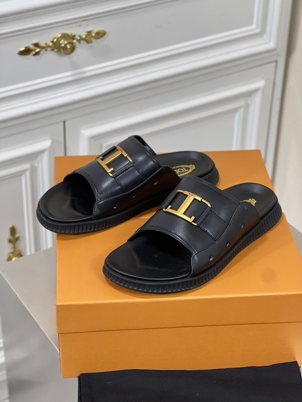 Tod's 남성 메탈 로고 샌들 001-197192