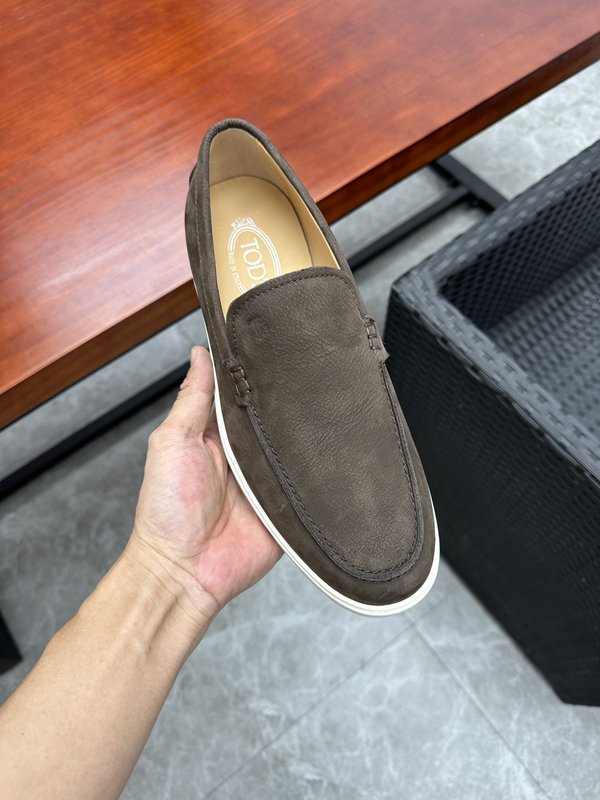 TODS 남성 스웨이드 로퍼 구두 001-197193