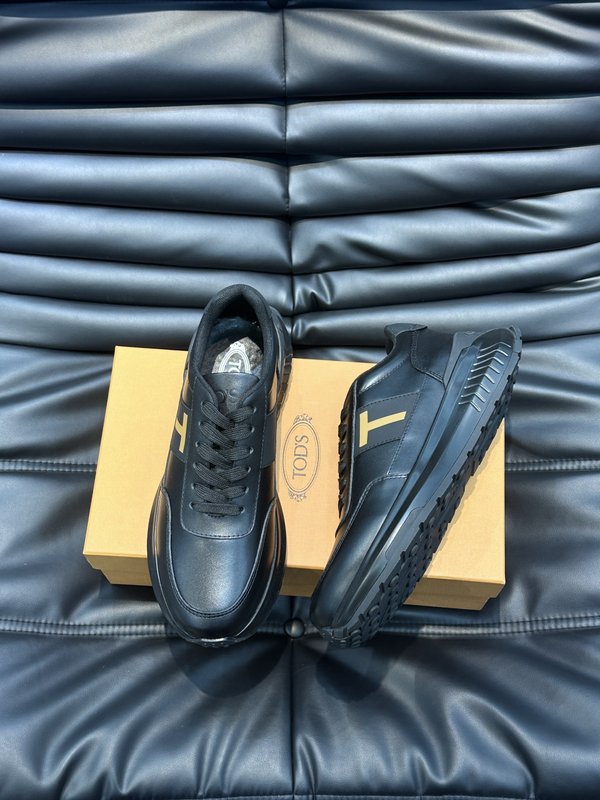 Tod'S 남성 이탈리아 가죽 운동화 001-197203
