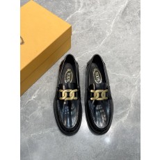 Tods 남성용 오픈에지 소가죽 로퍼 001-197211