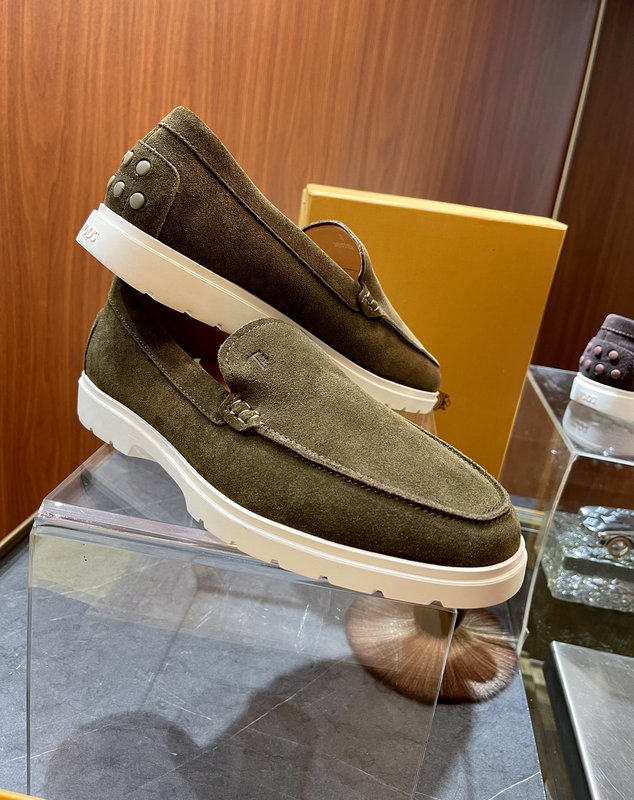 TOD's 2023 초가을 가죽 로퍼 001-197214