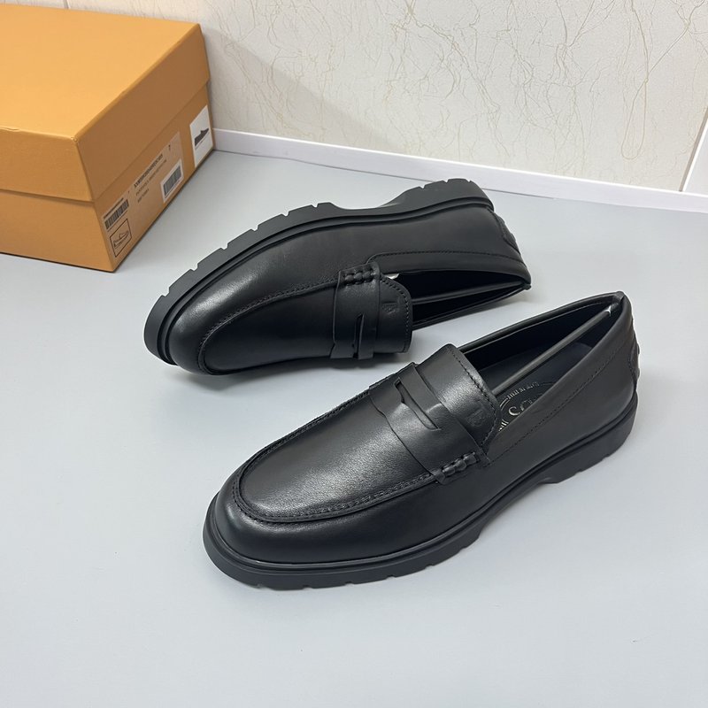 Tods 신상 가죽 수제 로퍼 001-197221
