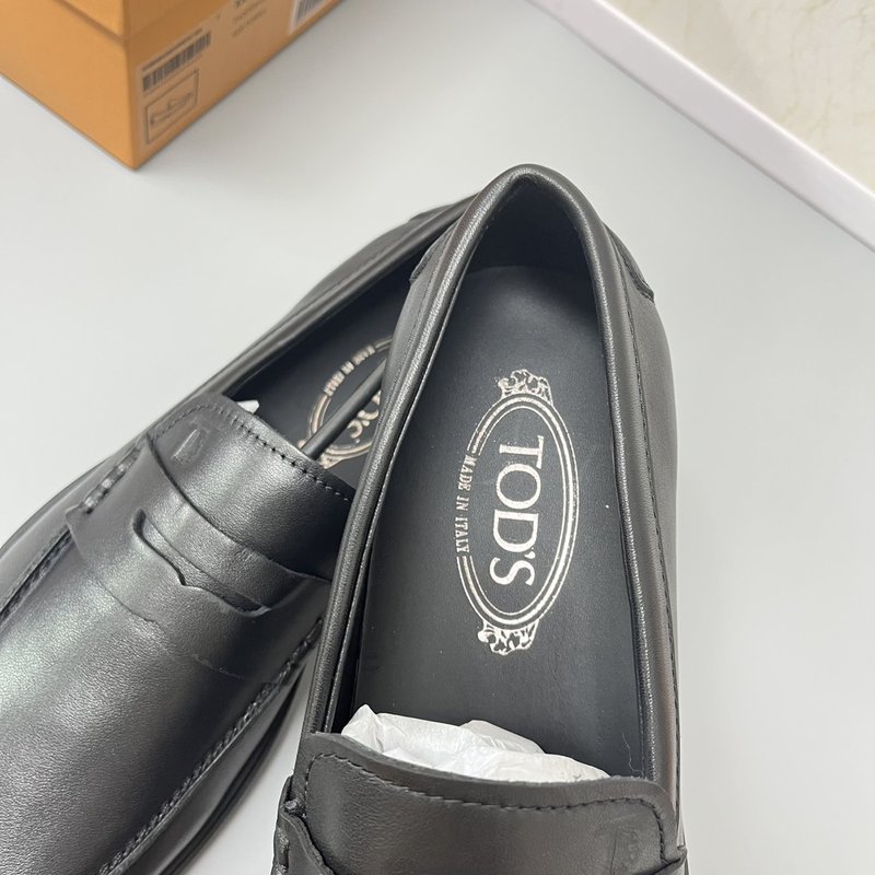 Tods 신상 가죽 수제 로퍼 001-197221