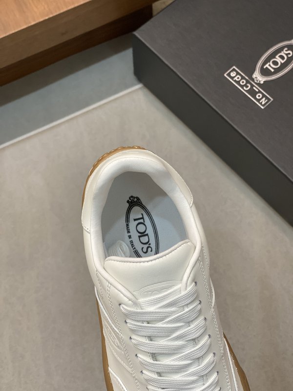 TOD'S 토즈 가죽 스니커즈 001-197226