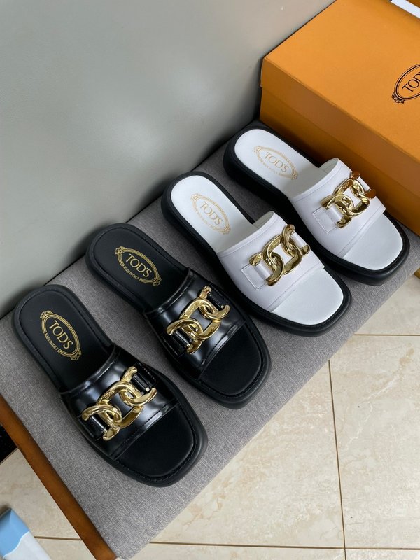 TODS 토즈 클래식 더블 T 로고 슬리퍼 001-197230