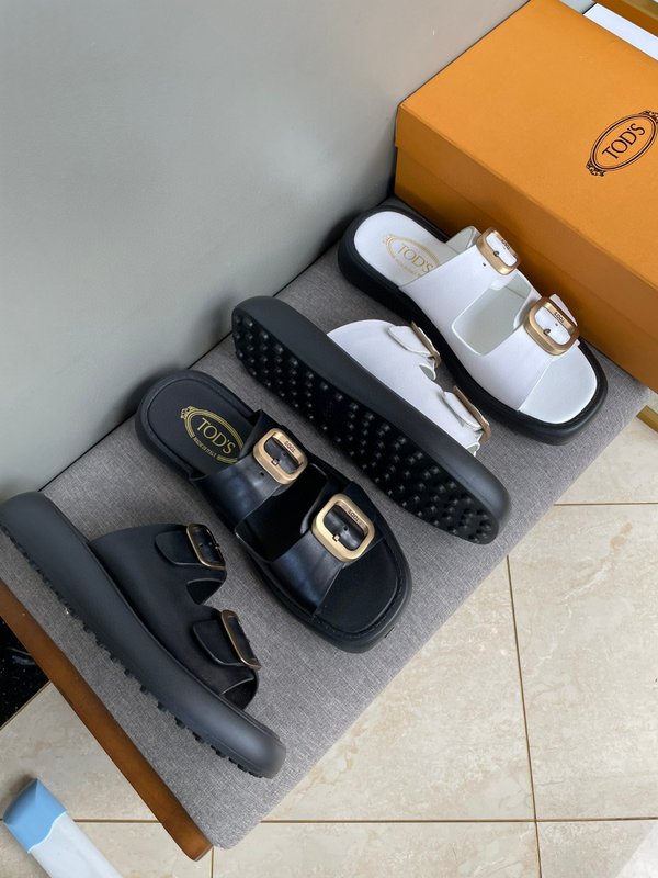 TODS 토즈 클래식 더블 T 로고 슬리퍼 001-197230