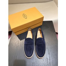 Tod's 스텝온 스웨이드 가죽 로퍼 001-197233