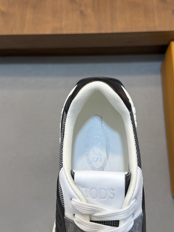 TODS 남성 이탈리아 실크 소 가죽 캐주얼 슈즈 001-197272