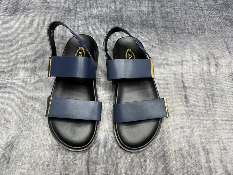 TOD'S 토드스 신규 슬리퍼 001-197275