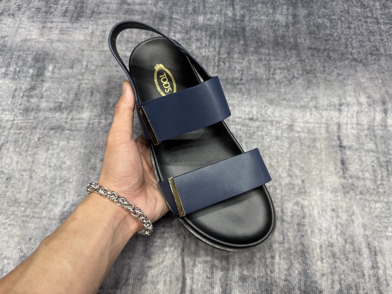 TOD'S 토드스 신규 슬리퍼 001-197275