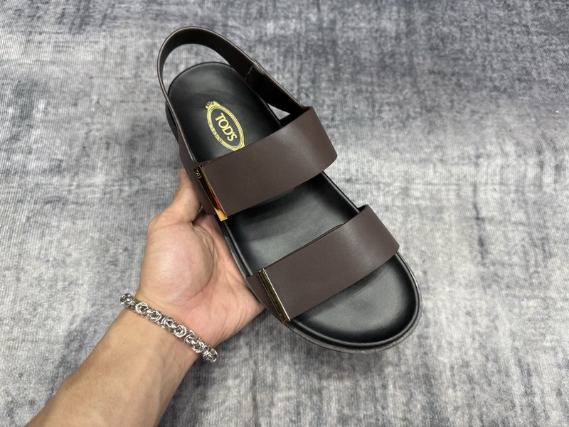 TOD'S 토즈 신규 슬리퍼 001-197276