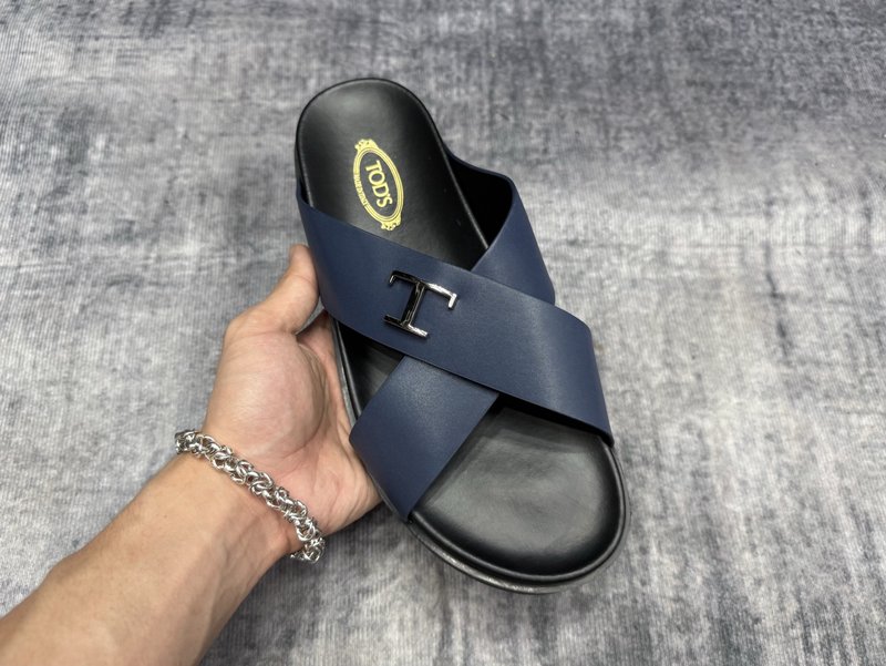 TOD'S 토즈 신규 슬리퍼 001-197277
